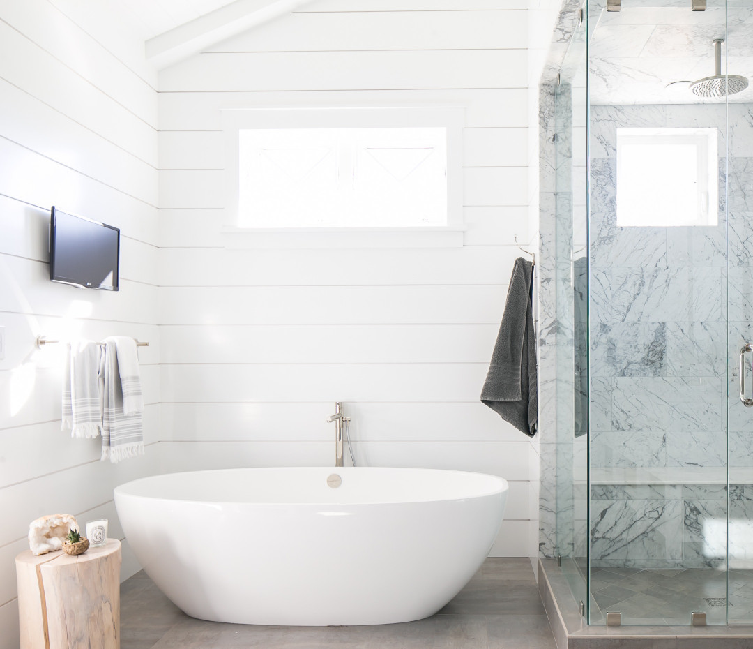 Barcelona Bath by Ryan Garvin