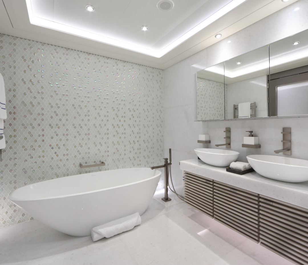 Mozzano Bath + Napoli 57 Sink by H2 Yacht Design