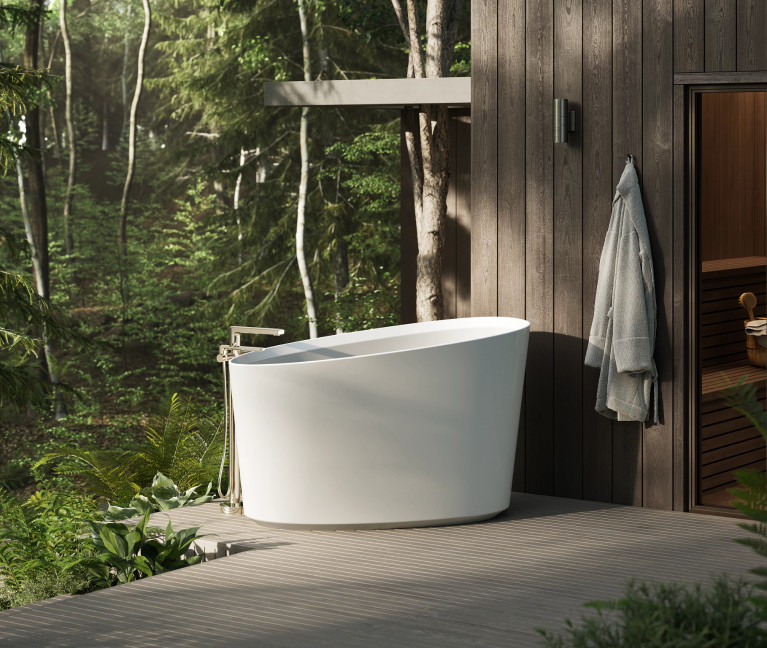 Kerid soaking bathtub