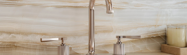 Apadana bathroom faucet