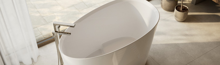 Kerid bath and soaking tub